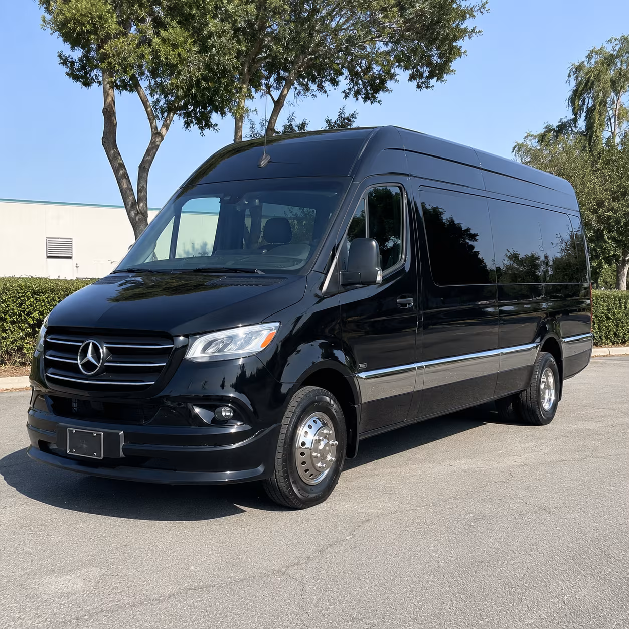 book the perfect ride for your next airport transfer 1