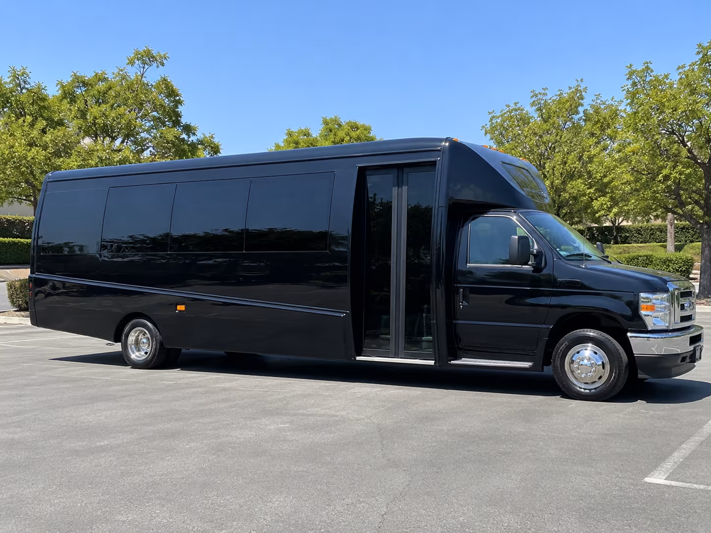 book the perfect ride for your next airport transfer 4