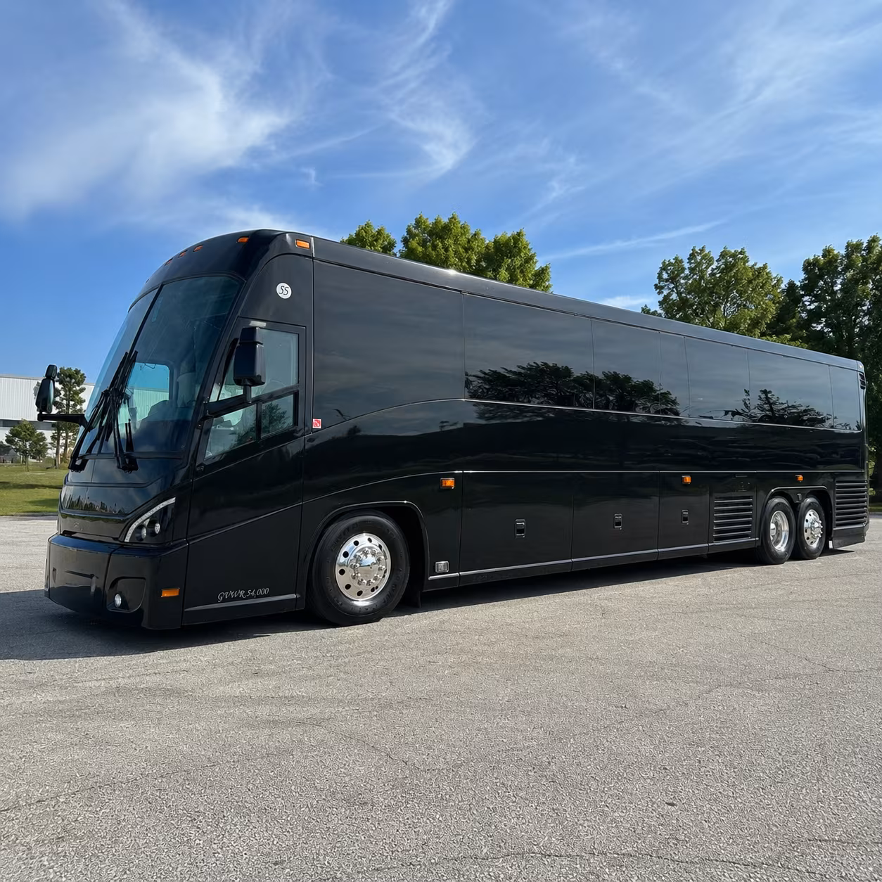 thousand oaks 47 passenger charter bus