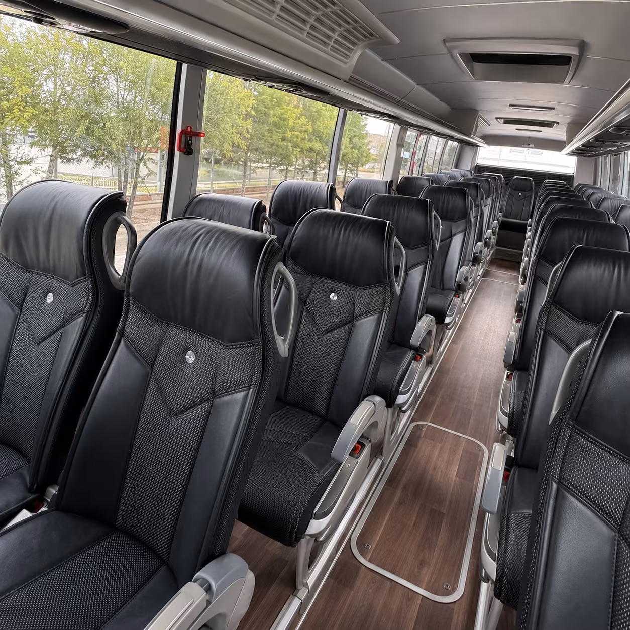 thousand oaks field trip charter bus rental