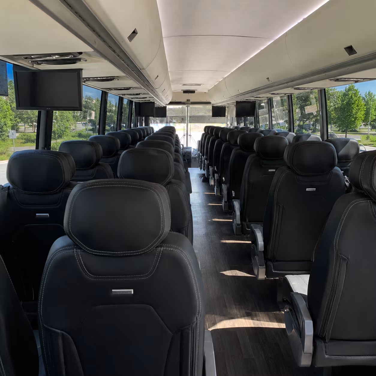 thousand oaks religious group charter bus rental