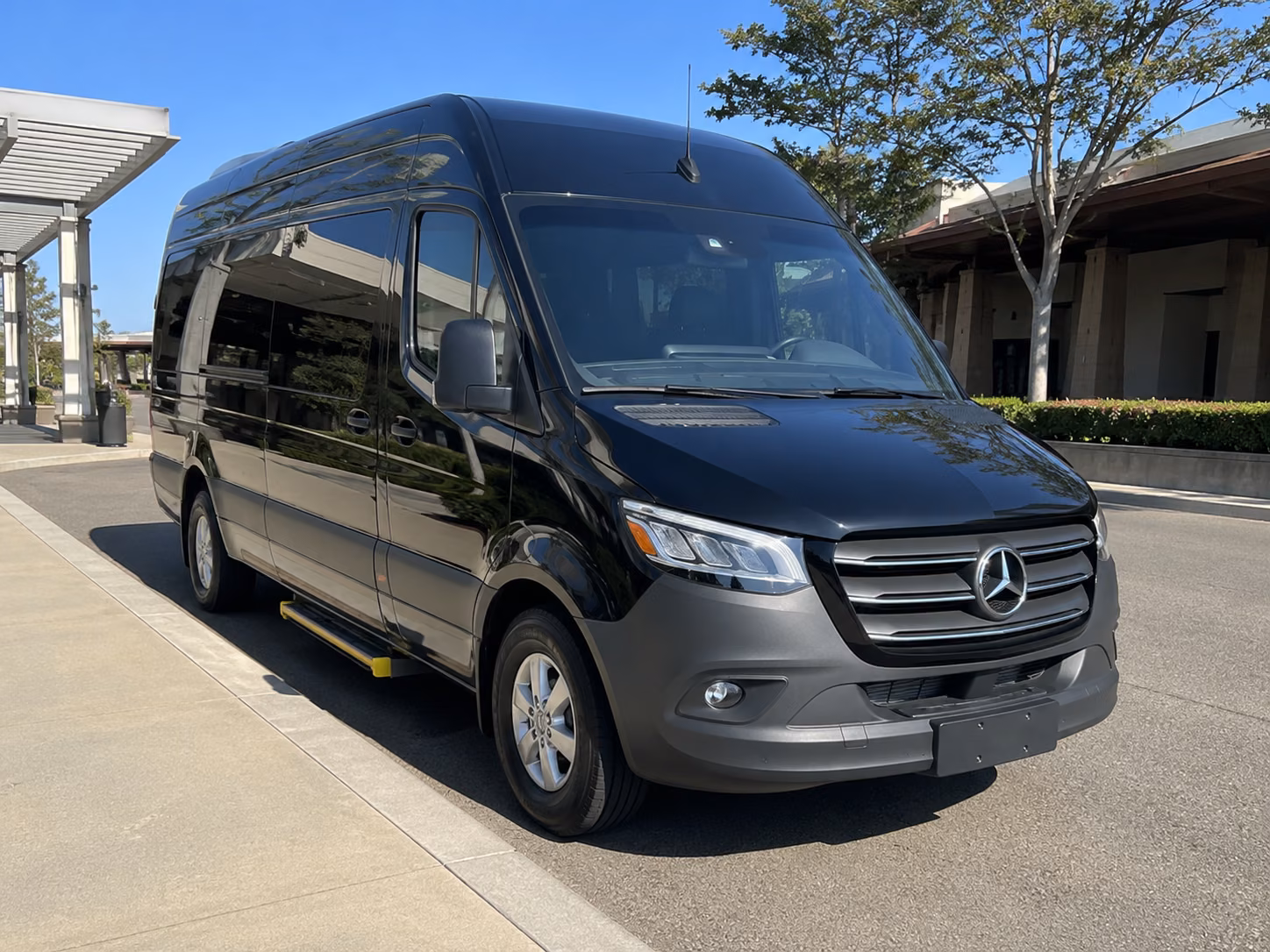 thousand oaks wine tour transportation onboard seating